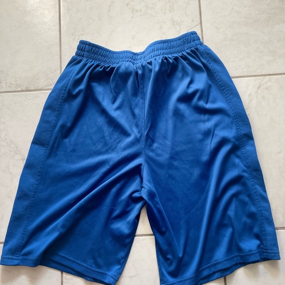 Boys shorts - Picture 2 of 3